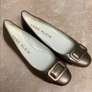 NWOT Anne Klein Flats